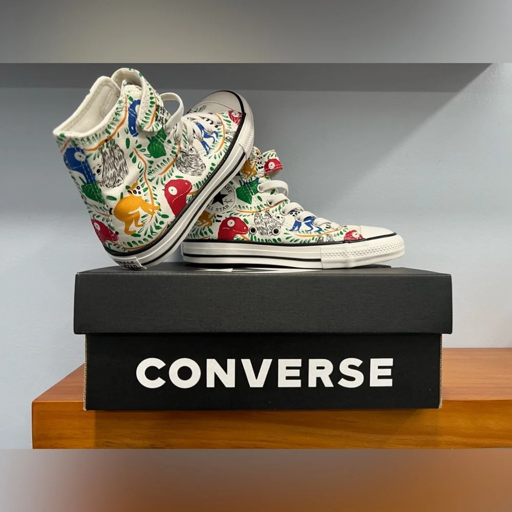 CONVERSE Chuck Taylor All Star Kids Sloth Jungle High Tops Boys SZ 2 NEW IN BOX